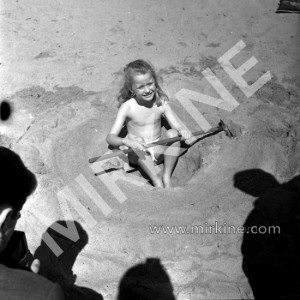 Brigitte Fossey, 1953